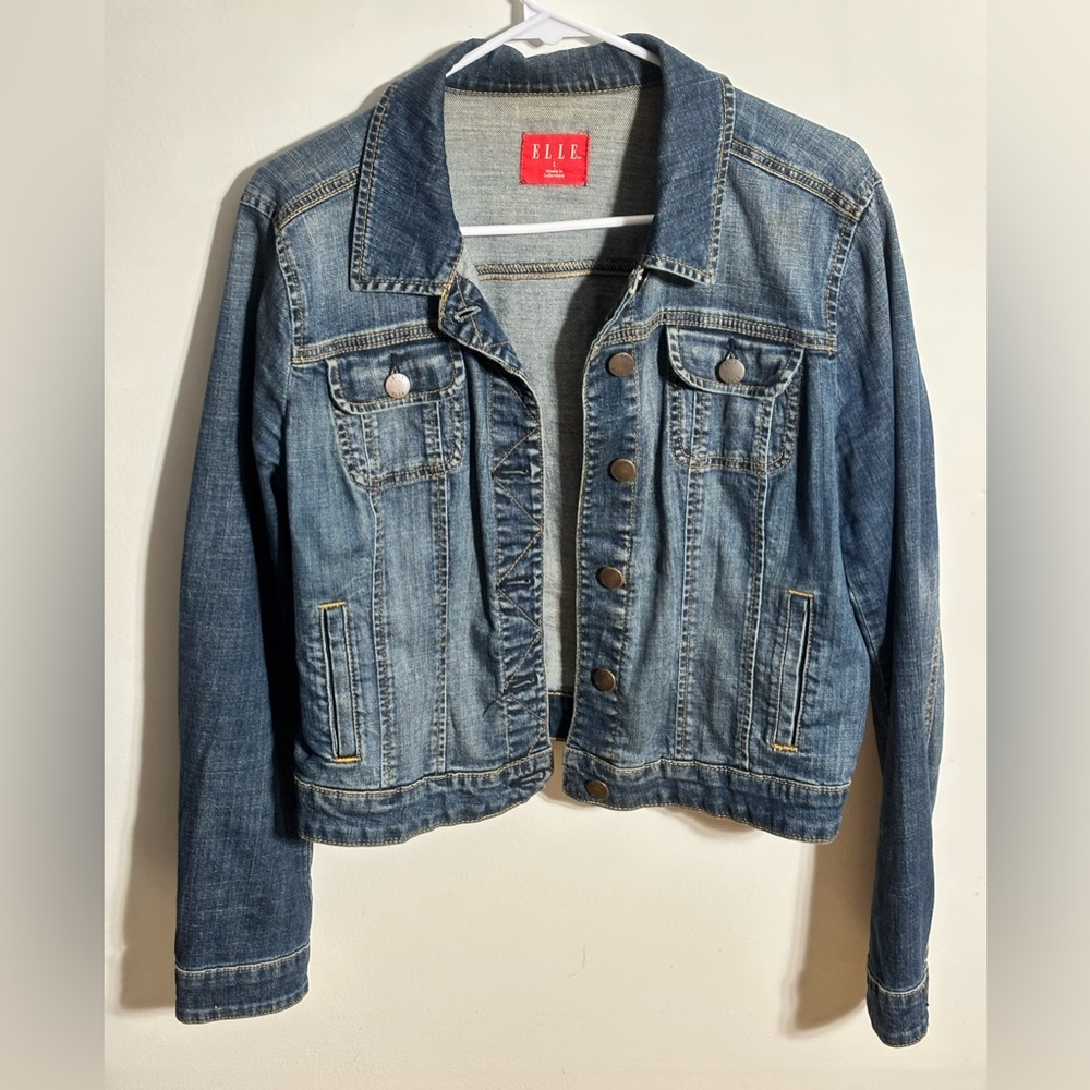 Elle Women's Classic Blue Denim Jacket